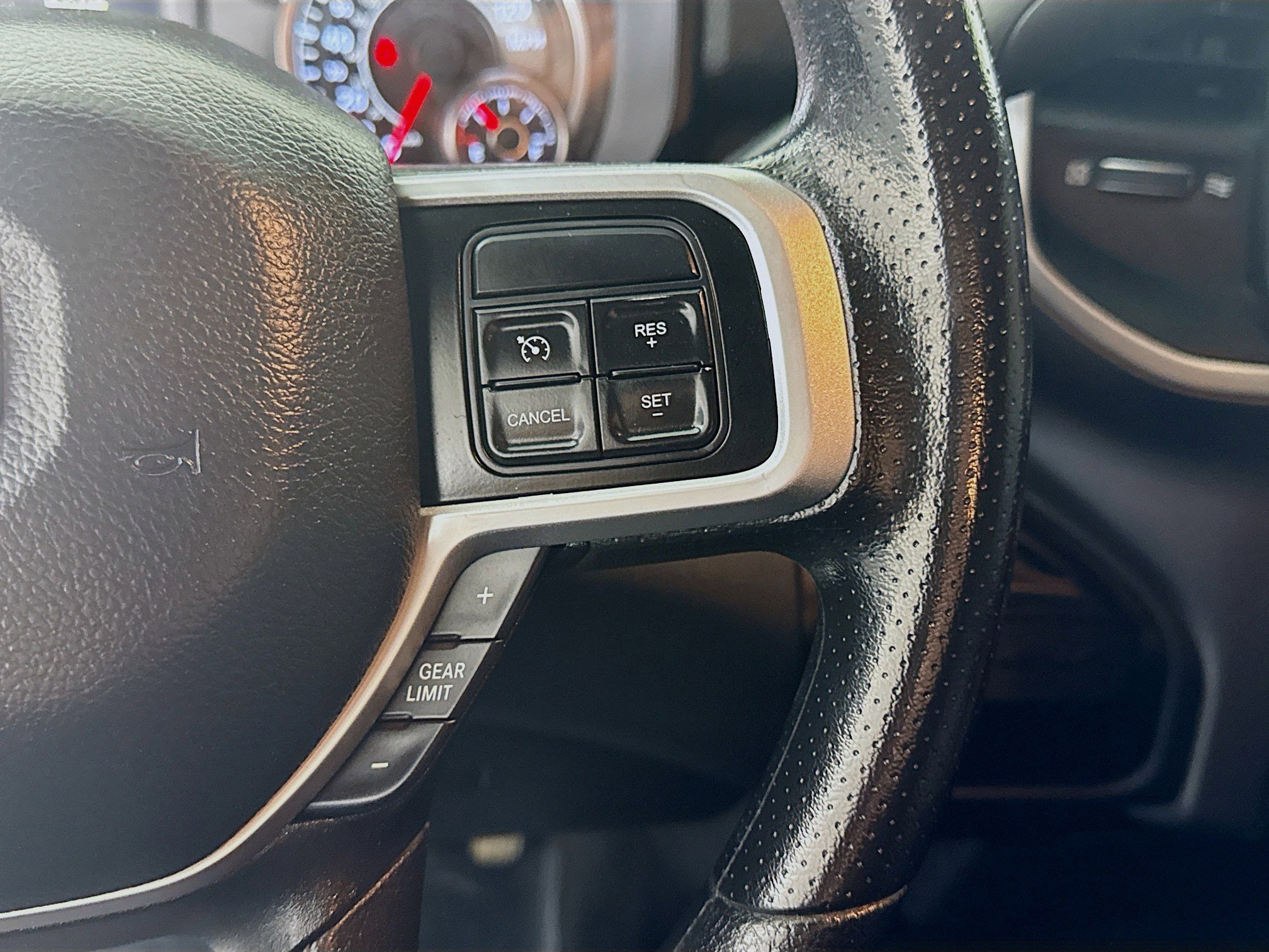 Used 2022 RAM 2500 Big Horn w/ Cold Weather Group image 15