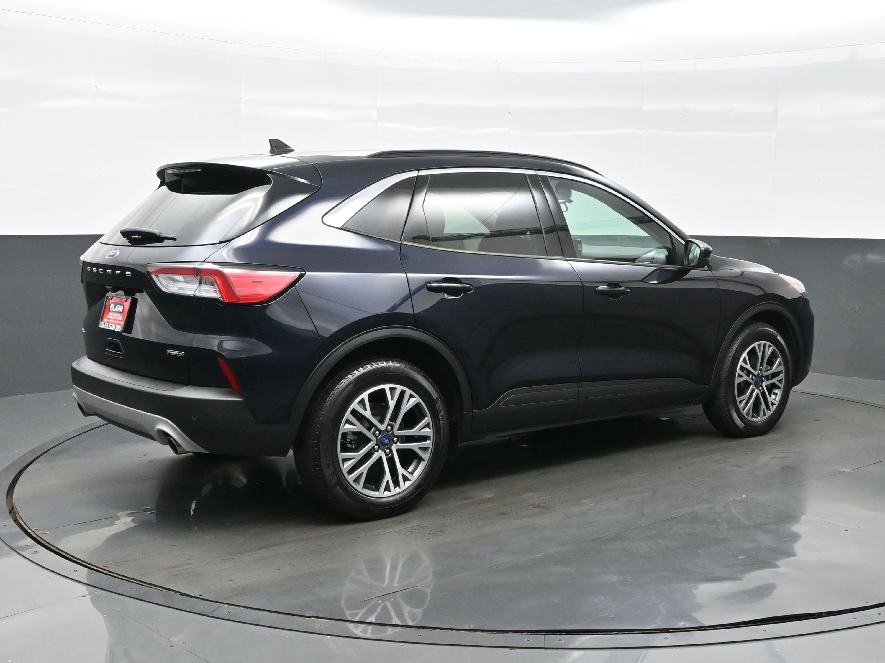 Used 2021 Ford Escape SEL image 6