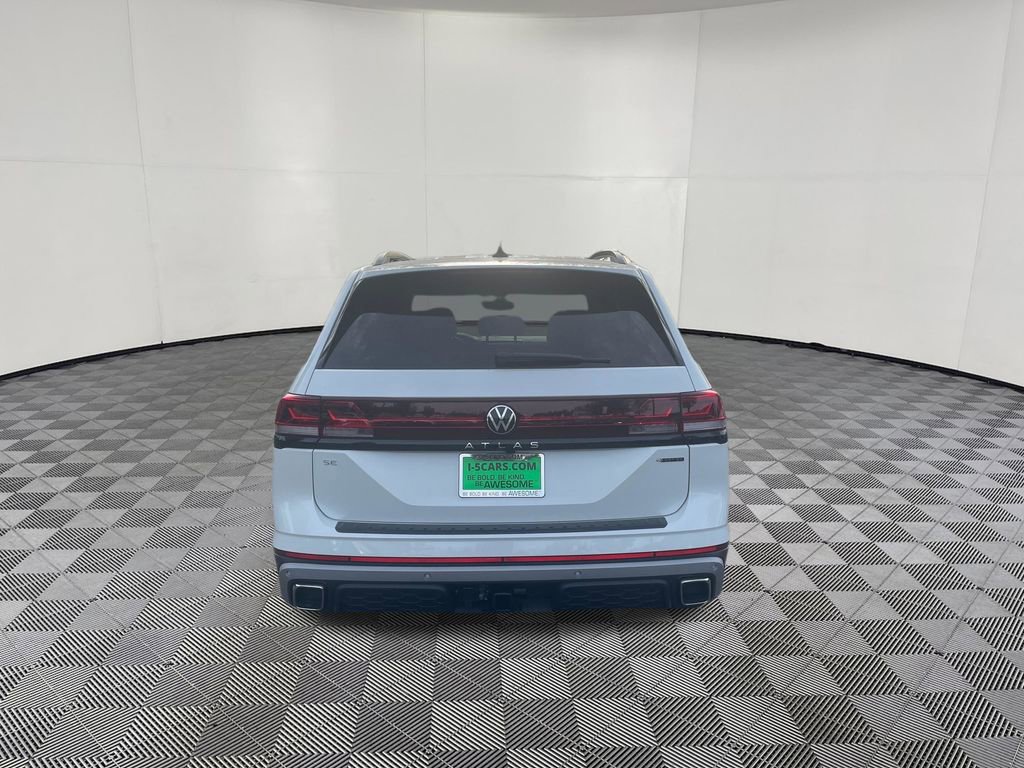 New 2026 Volkswagen Atlas Peak Edition AWD/4WD image 4