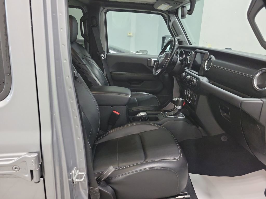Used 2021 Jeep Wrangler Unlimited Sahara image 13