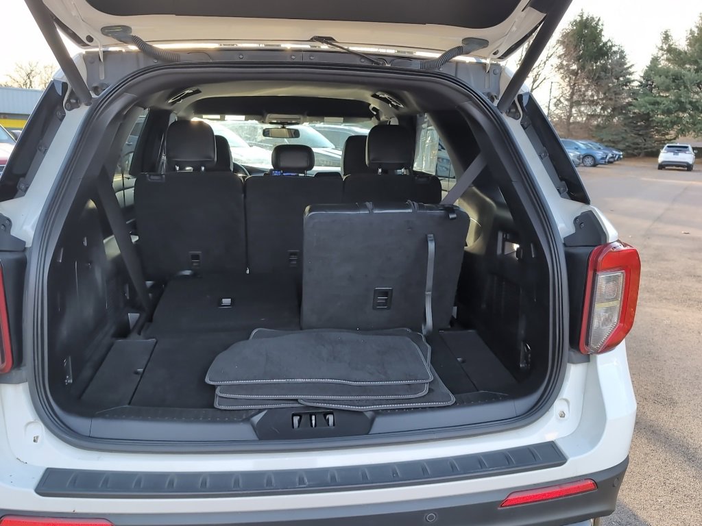 Used 2022 Ford Explorer ST image 10