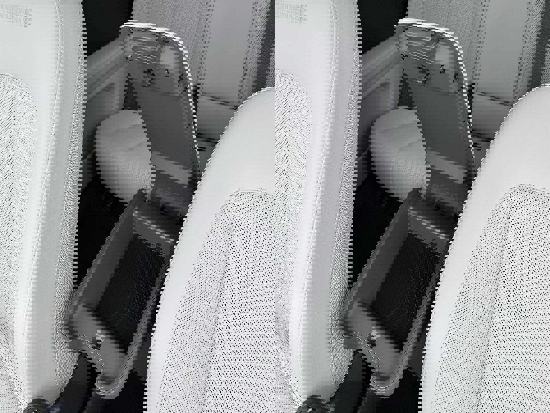 New 2025 Hyundai Ioniq 5 Limited image 18