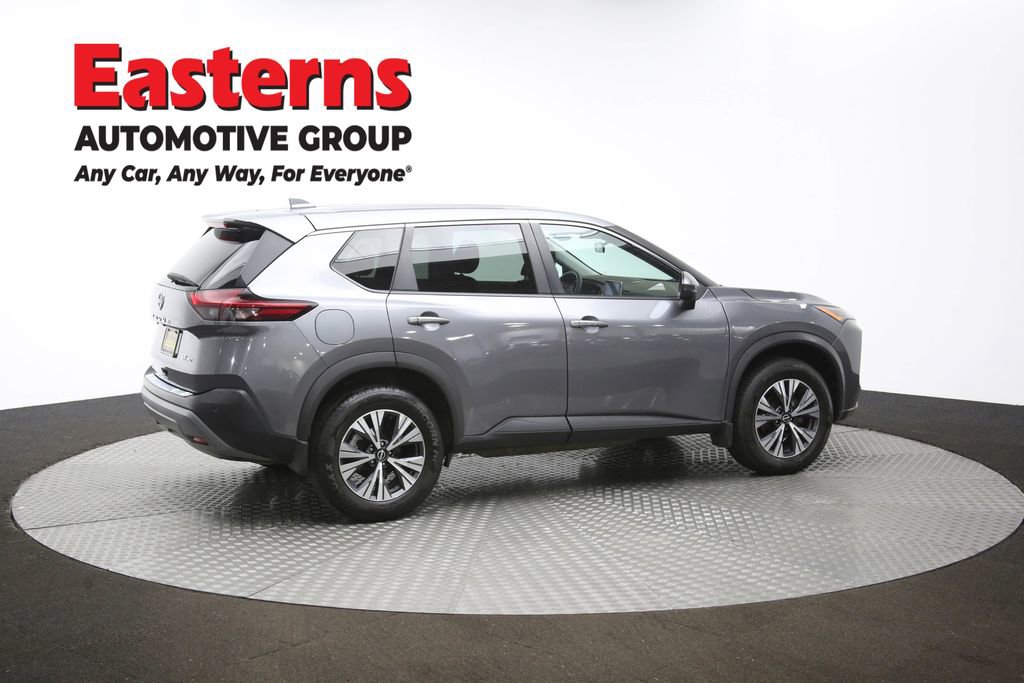 Used 2022 Nissan Rogue SV image 43