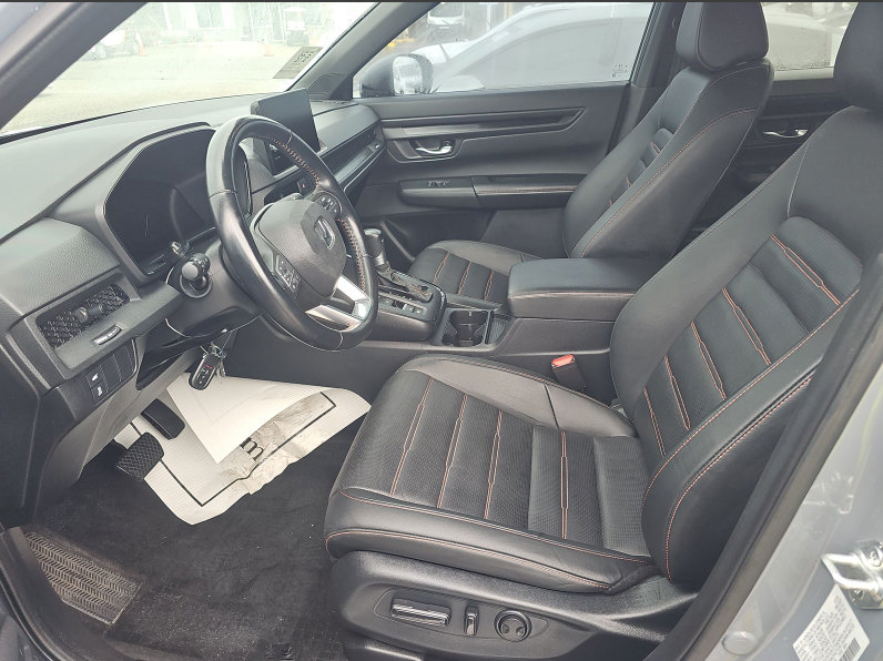 Used 2025 Honda CR-V Sport-L image 9