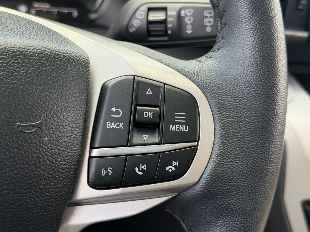 Used 2024 Ford Explorer XLT w/ Equipment Group 202A AWD/4WD image 26
