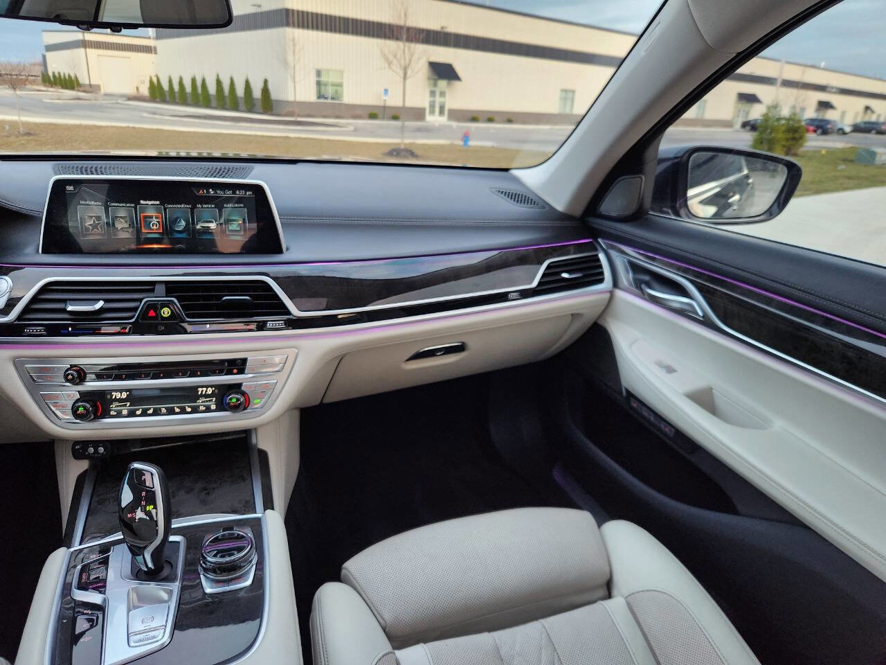 Used 2016 BMW 750i xDrive image 19