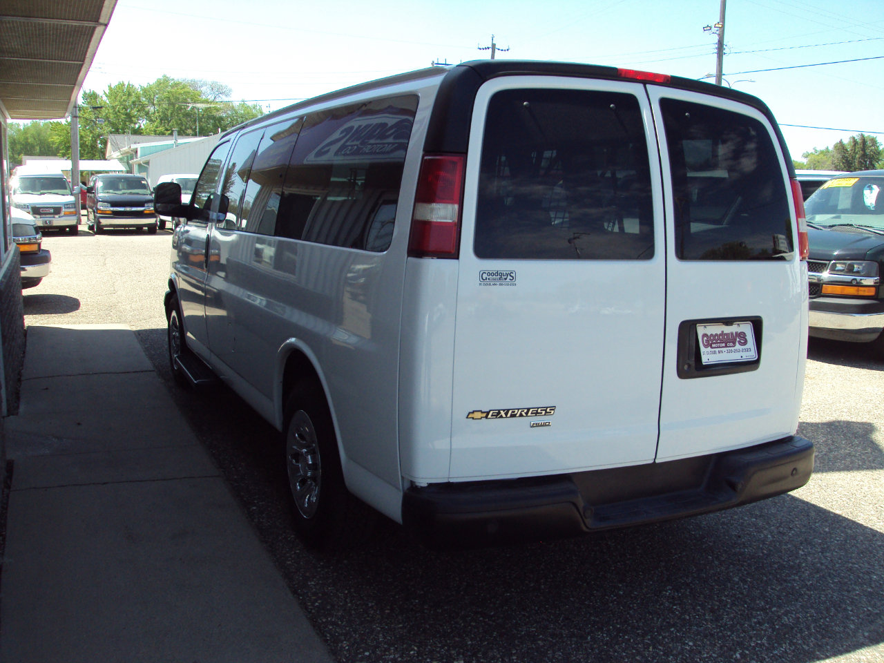 Used 2014 Chevrolet Express 1500 LS image 5