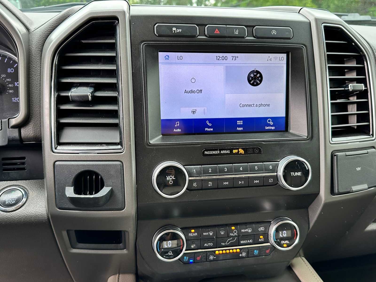 Used 2020 Ford Expedition XLT w/ Equipment Group 202A RWD image 14