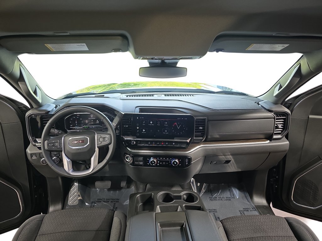 Used 2025 GMC Sierra 1500 Elevation AWD/4WD image 11