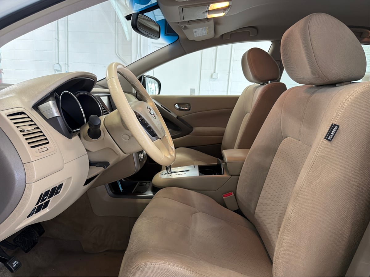 Used 2014 Nissan Murano SV w/ Value Package image 9