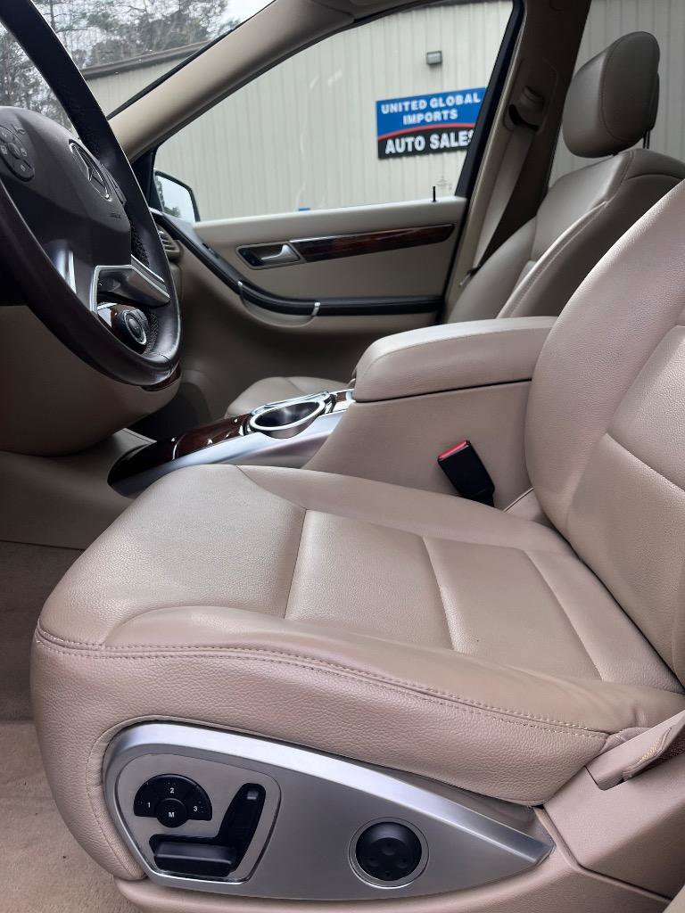 Used 2012 Mercedes-Benz R 350 R350 image 16