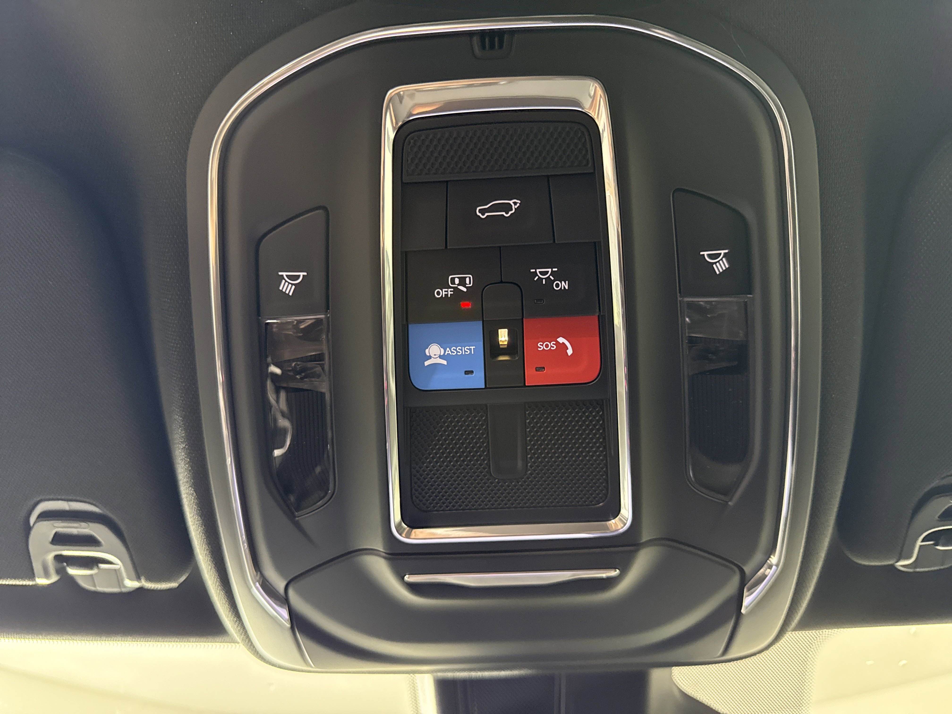 New 2025 Jeep Wagoneer 4WD w/ Convenience Group I image 24