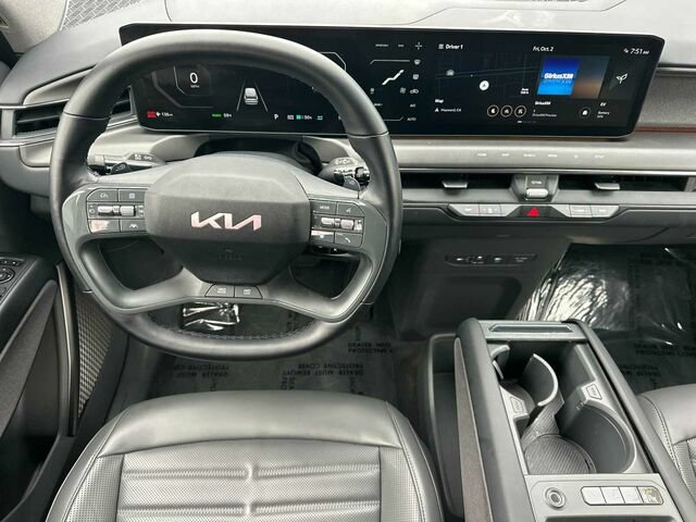 Used 2024 Kia EV9 Land AWD/4WD image 16