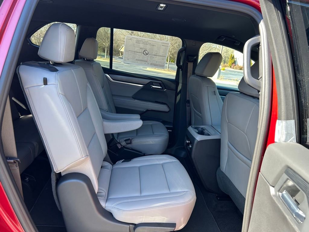 New 2026 GMC Acadia Elevation w/ Elevation Premium Package FWD image 45