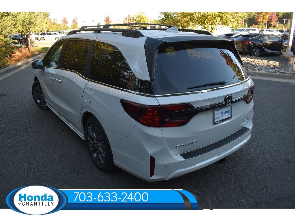 New 2026 Honda Odyssey Touring image 8