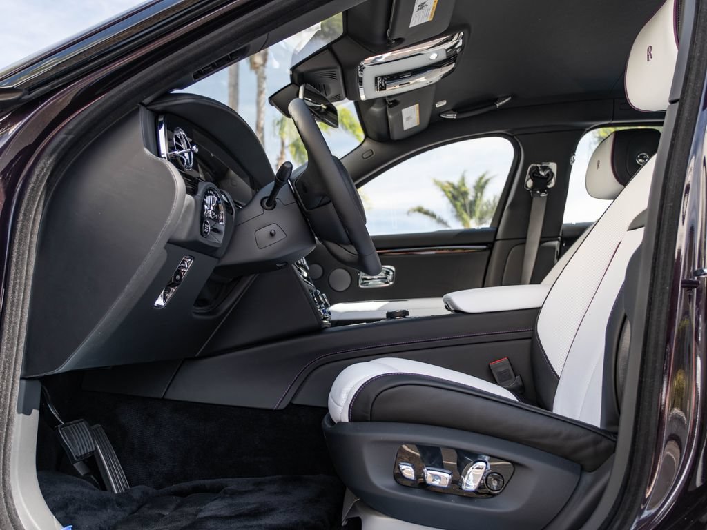 New 2026 Rolls-Royce Ghost AWD/4WD image 25