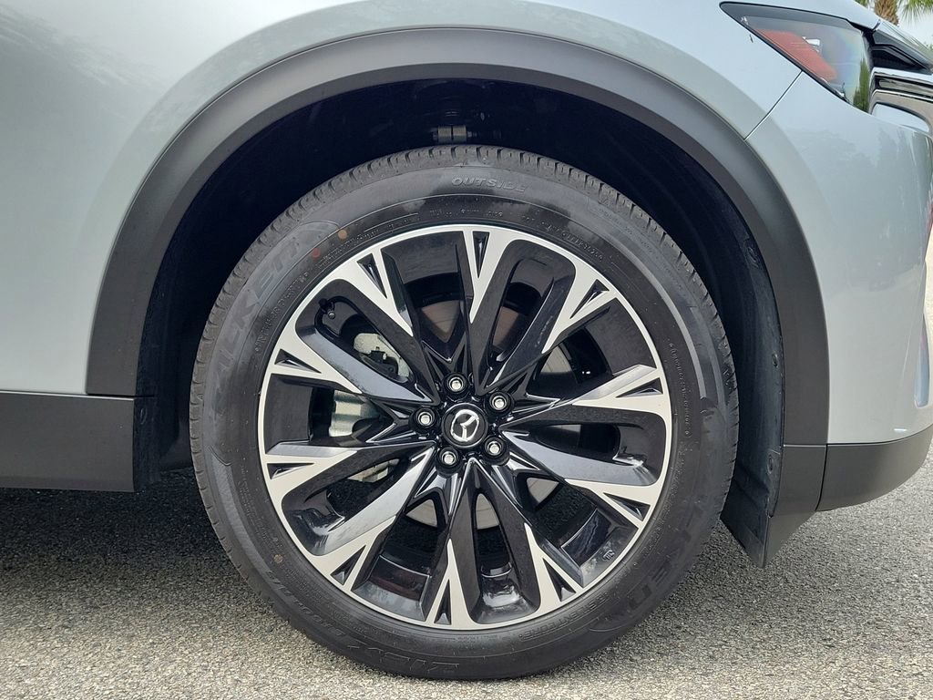 Certified 2025 MAZDA CX-90 Plug-In Hybrid w/ Premium Plus AWD/4WD image 10