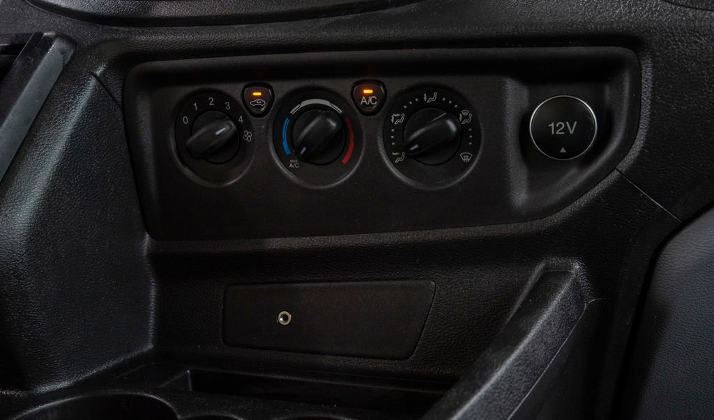 Used 2019 Ford Transit 350 XL image 23