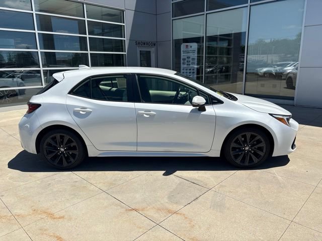 Used 2024 Toyota Corolla XSE FWD image 8