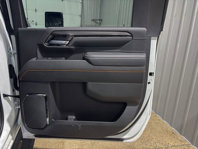 Used 2025 GMC Sierra 2500 AT4 w/ AT4 Preferred Package image 26