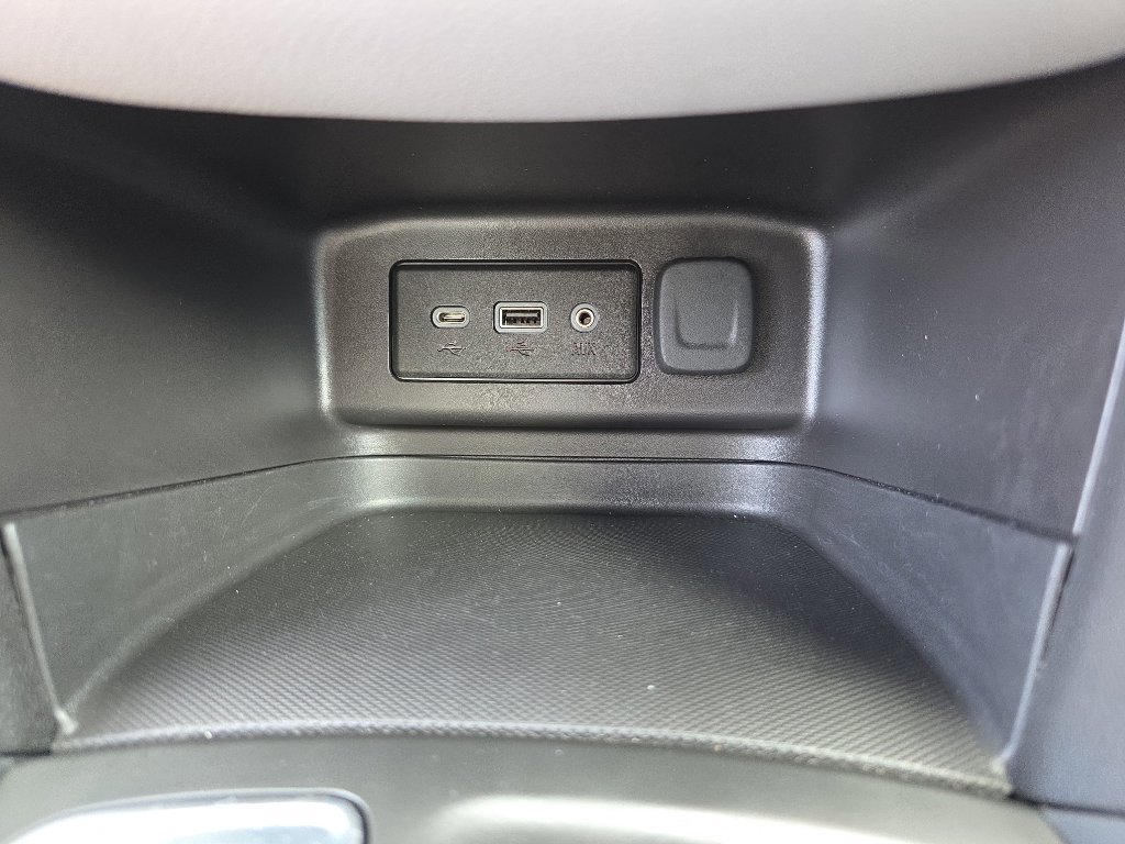 Used 2024 Chevrolet Equinox LT image 27