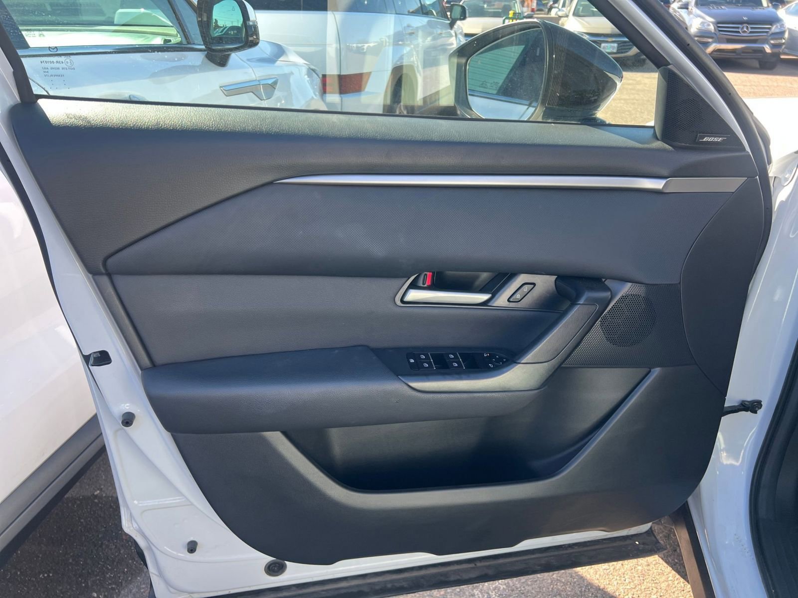 Used 2025 MAZDA CX-50 AWD 2.5 S w/ Premium Package image 18