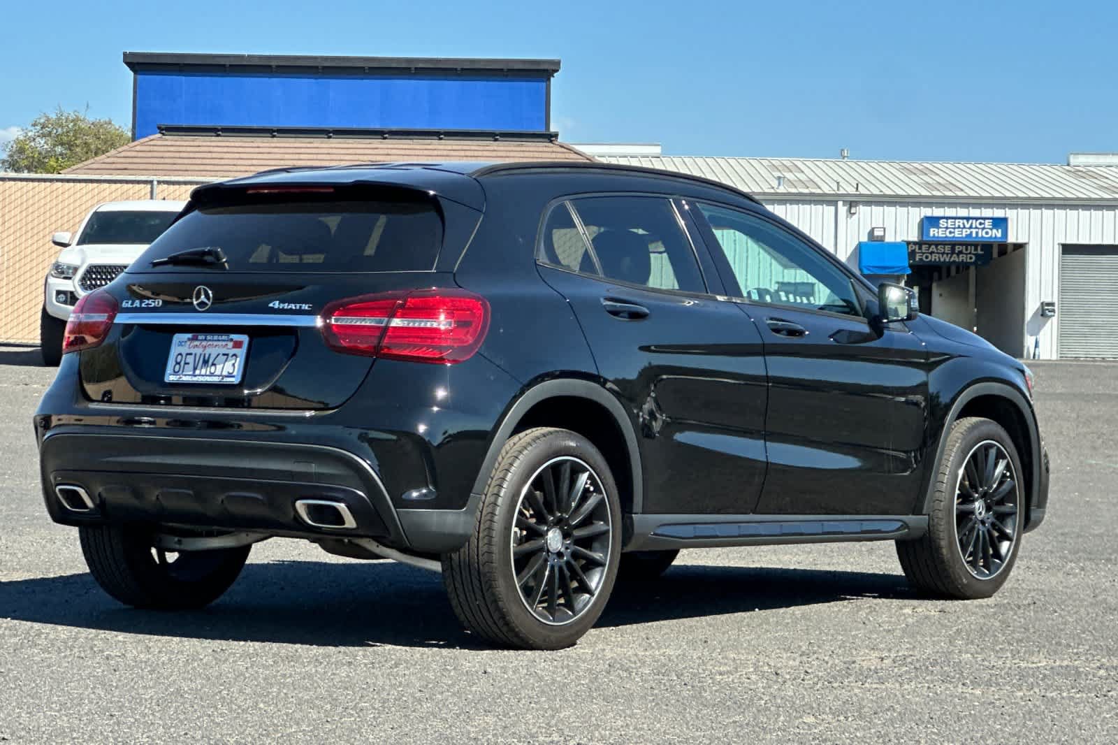 Used 2018 Mercedes-Benz GLA 250 4MATIC image 3