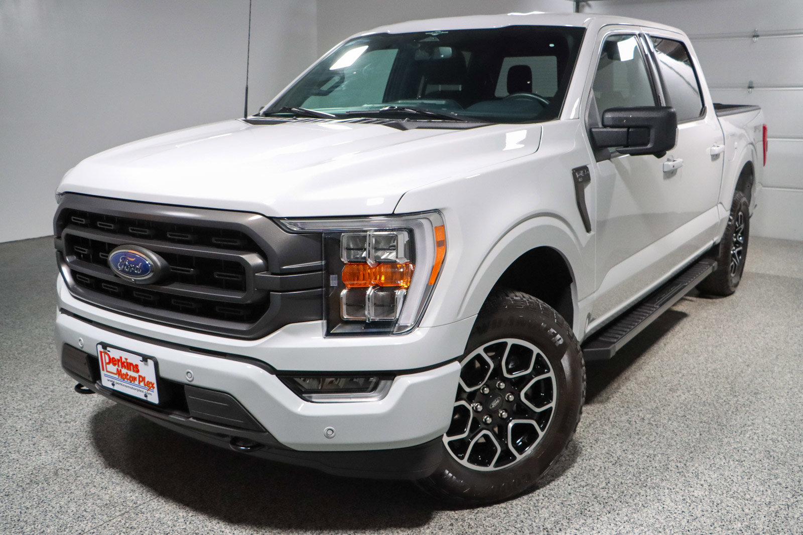 Used 2023 Ford F150 XLT w/ Equipment Group 302A High image 32