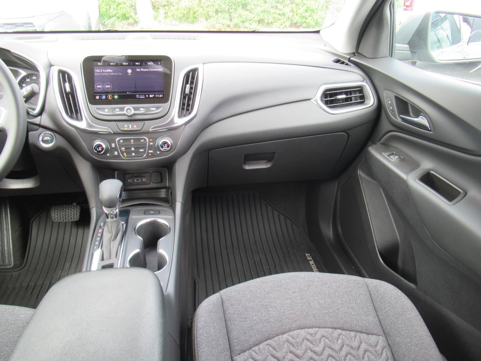 Used 2024 Chevrolet Equinox LT FWD image 15