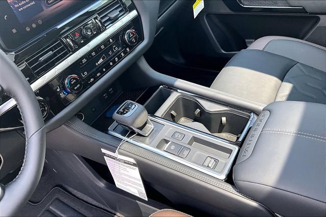 New 2026 Nissan Pathfinder Platinum w/ Cargo Package FWD image 7