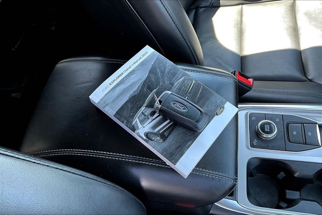 Used 2023 Ford Explorer XLT w/ Equipment Group 202A image 36