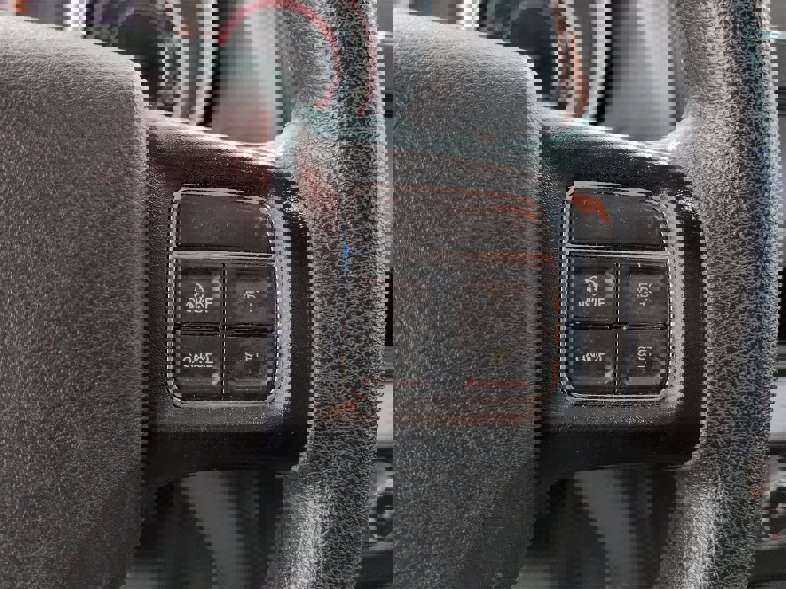 Certified 2018 Dodge Journey SE image 24