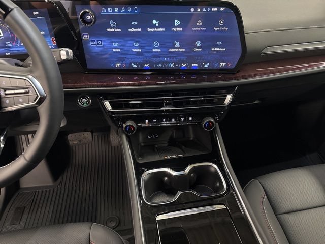 New 2026 Chevrolet Traverse Z71 w/ Enhanced Driving Package AWD/4WD image 20