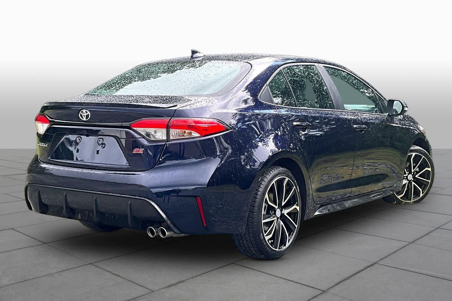 Used 2026 Toyota Corolla SE FWD image 13