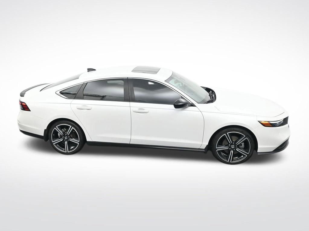 Used 2024 Honda Accord Sport image 15