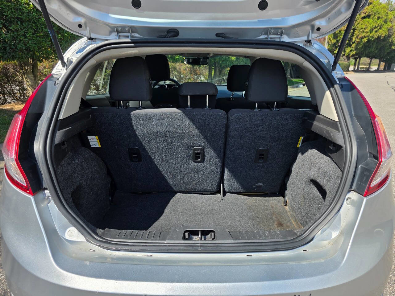 Used 2017 Ford Fiesta SE image 30