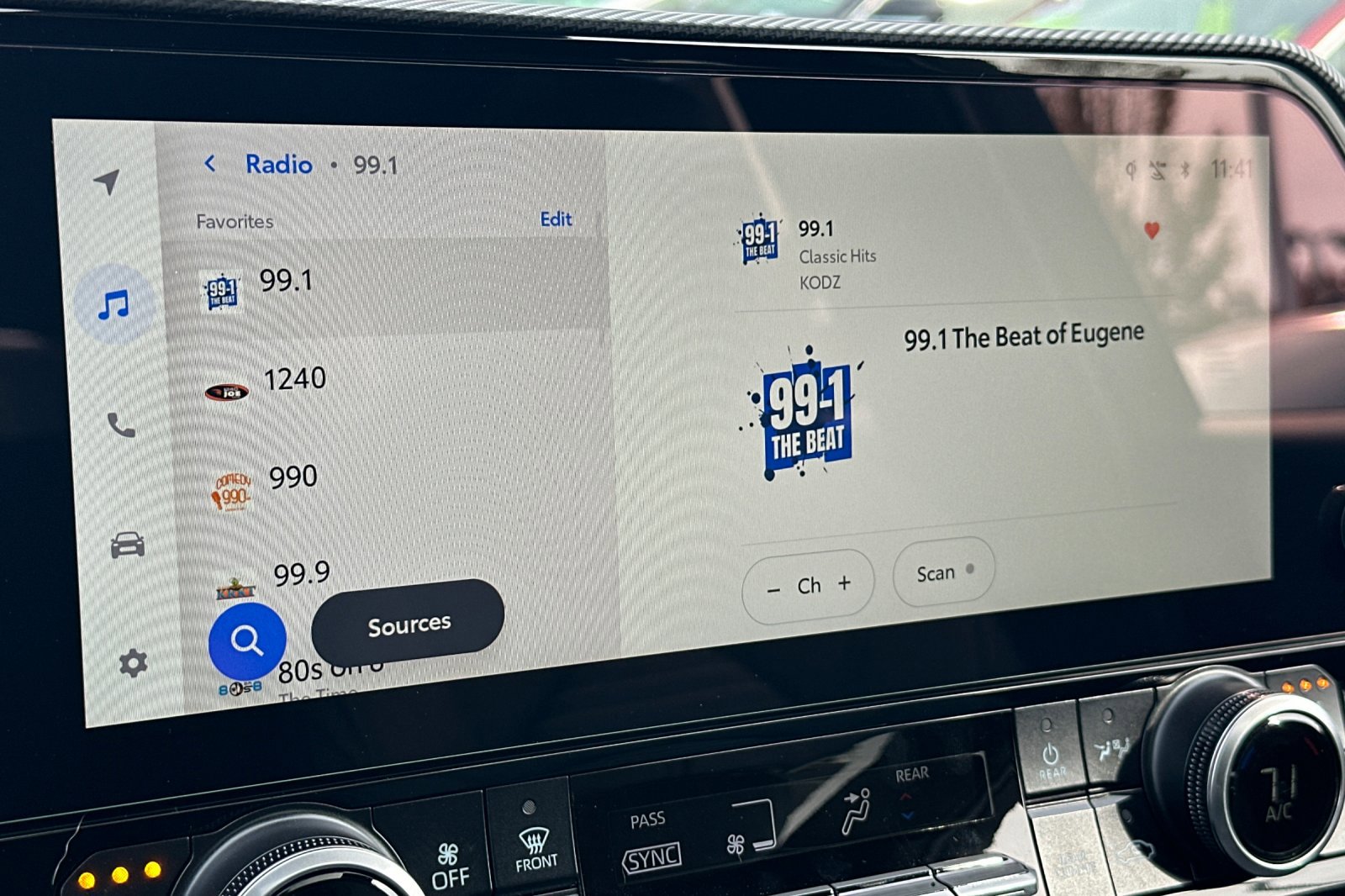 New 2026 Toyota Highlander XSE image 17