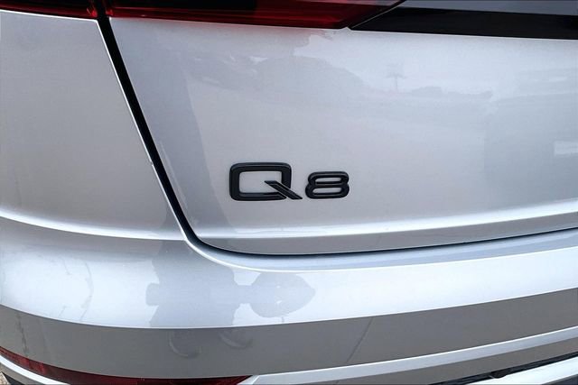 Used 2023 Audi Q8 Prestige w/ Prestige Package AWD/4WD image 33