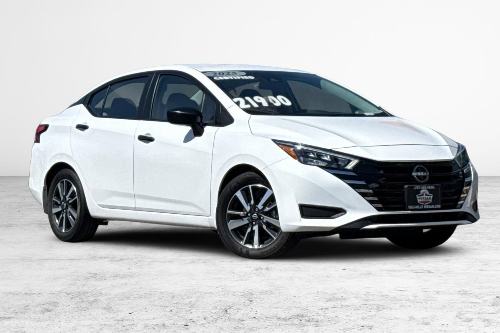 Certified 2025 Nissan Versa S w/ S Plus Package FWD image 2