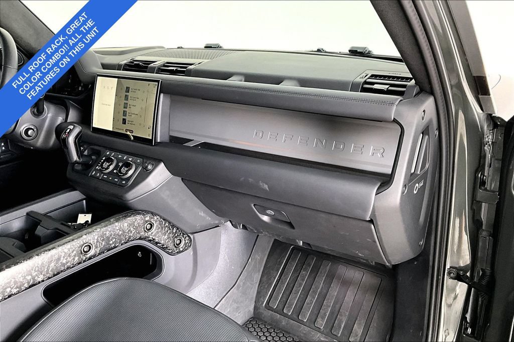 Used 2025 Land Rover Defender 110 AWD/4WD image 20