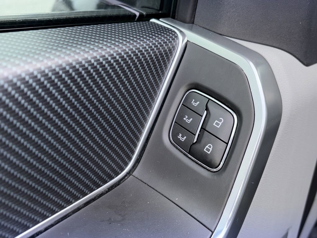 Used 2021 Ford F150 Limited image 21