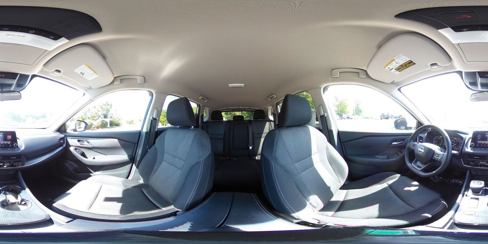Used 2025 Nissan Rogue SV FWD image 43