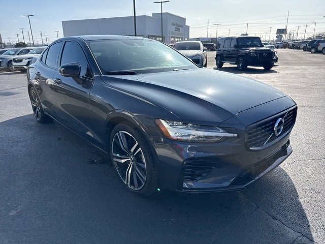 Used 2022 Volvo S60 T8 R-Design Expression w/ Advanced Package image 11
