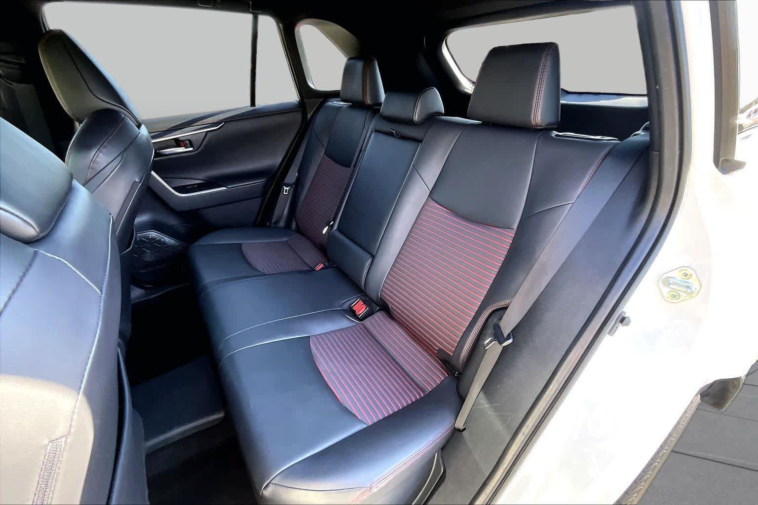 Used 2023 Toyota RAV4 XSE AWD/4WD image 20
