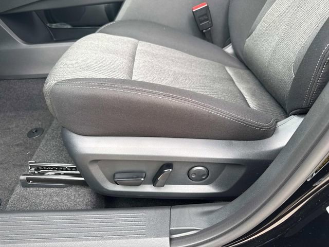 New 2026 Nissan Rogue SV FWD image 18