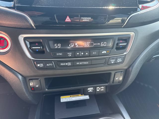Used 2023 Honda Passport TrailSport image 33
