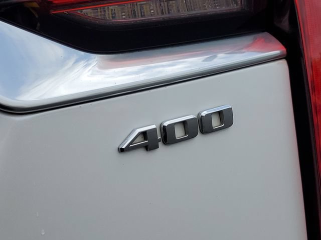 Used 2022 Cadillac XT6 Premium Luxury w/ LPO, Floor Liner Package AWD/4WD image 6