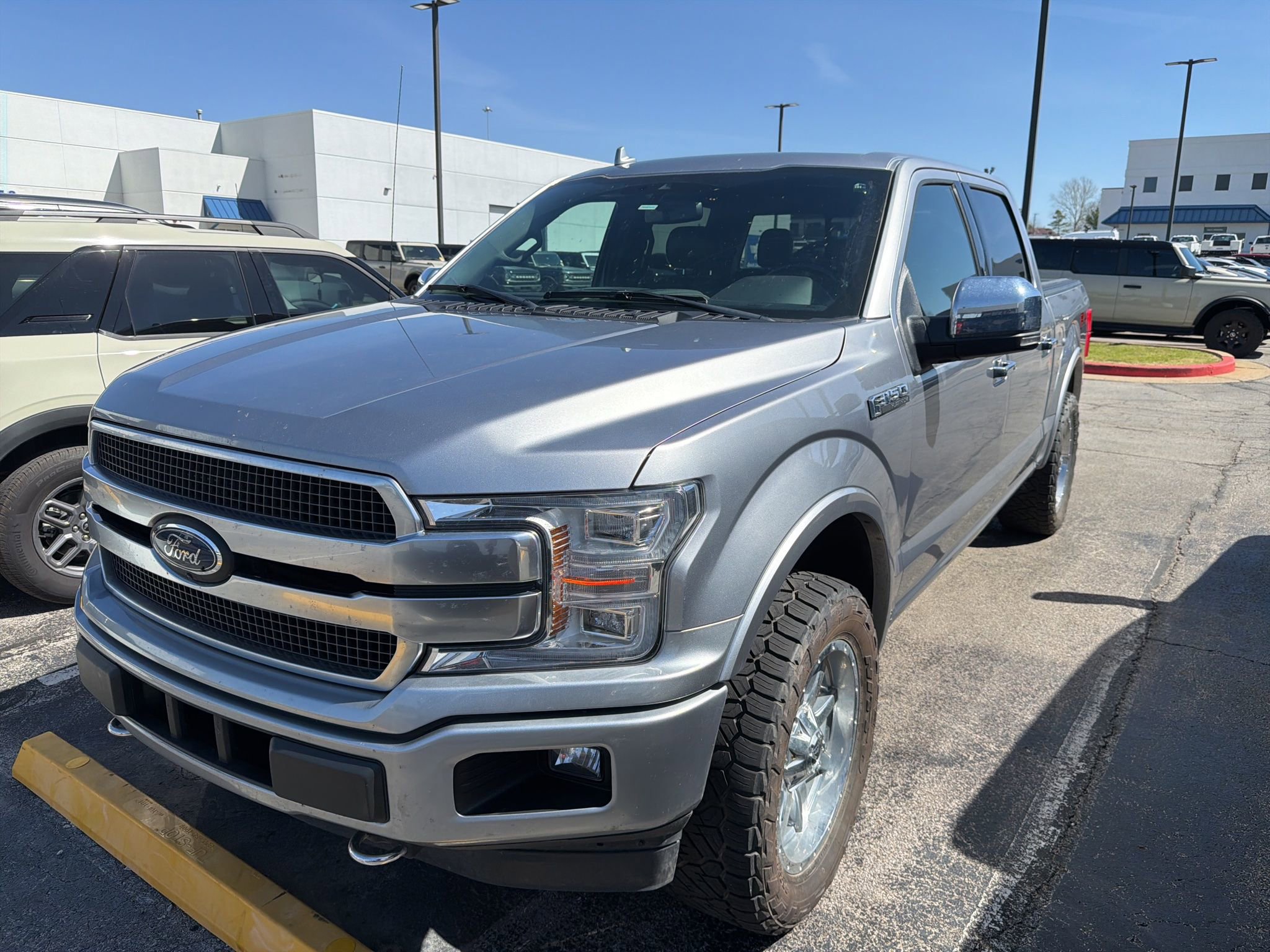 Used 2020 Ford F150 Platinum w/ Equipment Group 701A Luxury image 2