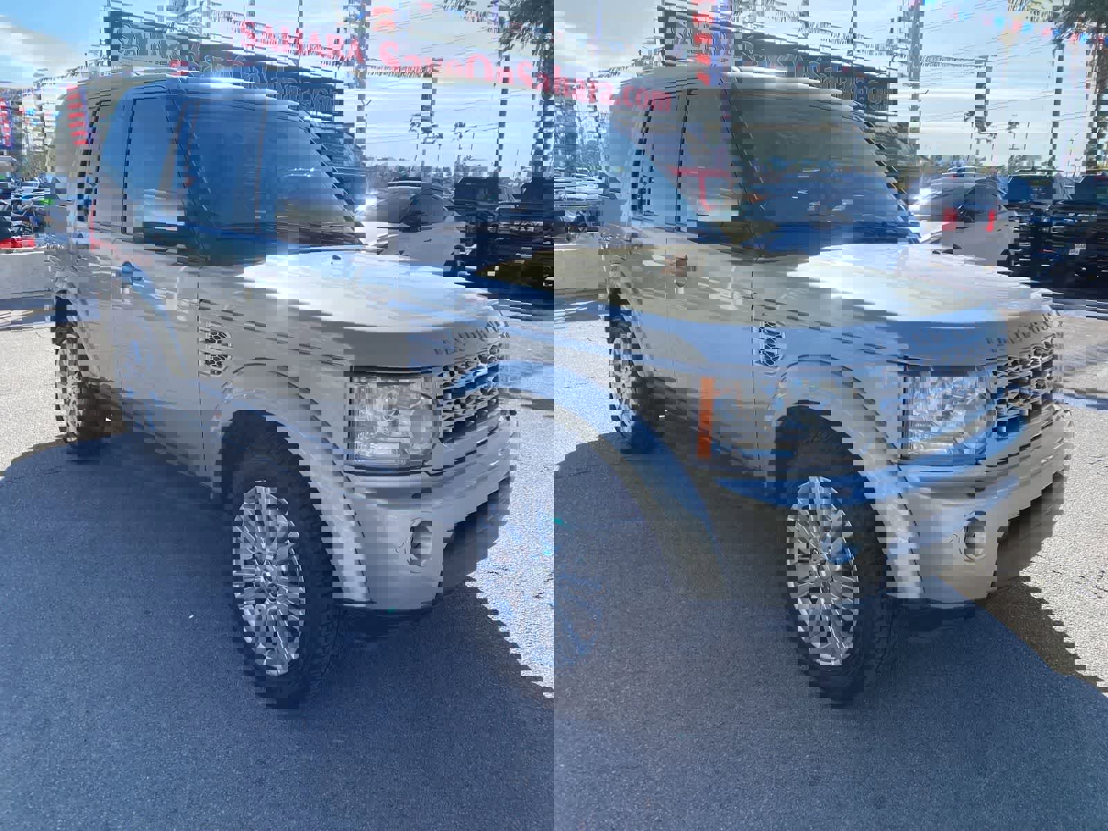 Used 2011 Land Rover LR4 HSE LUX image 4