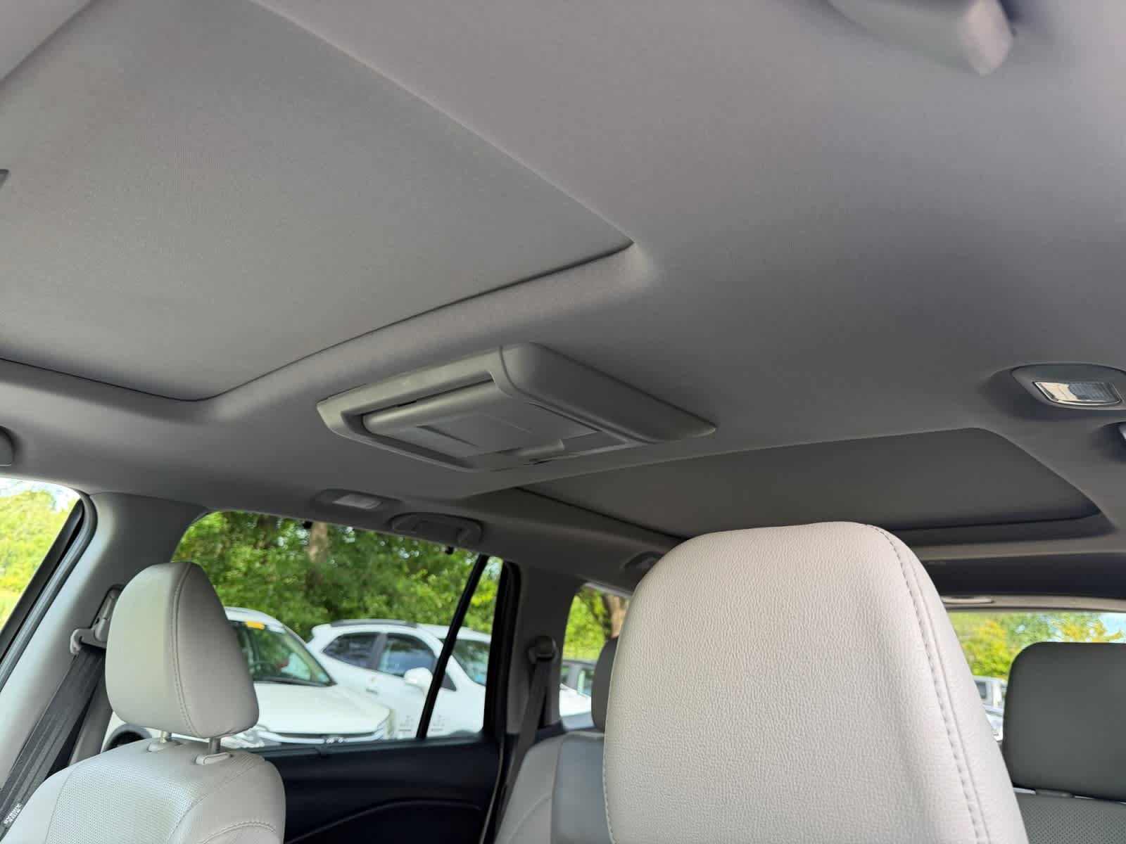 Used 2016 Honda Pilot Elite image 22
